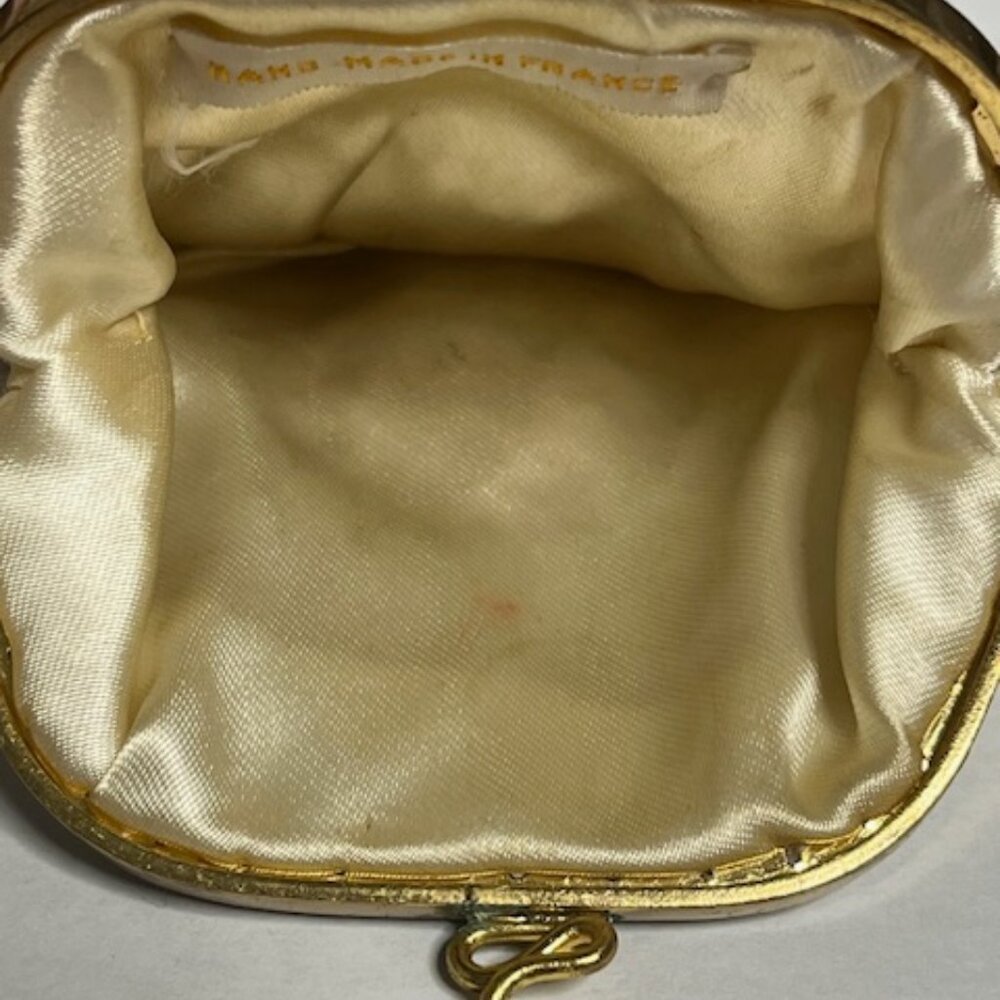 French White Beaded Embroidered Floral Pearl Kiss Lock Hinged Change Purse 4" - Picture 16 of 16